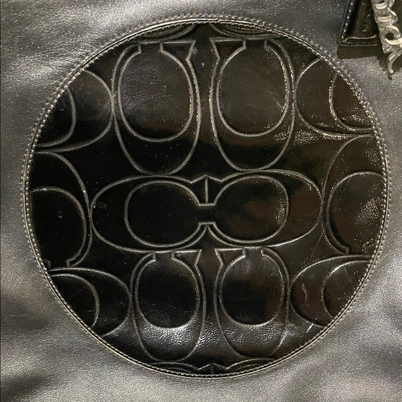 Authentic COACH Laura Circle Signature Black Leather Bag / Purse / Tote - LARGE - Picture 9 of 16